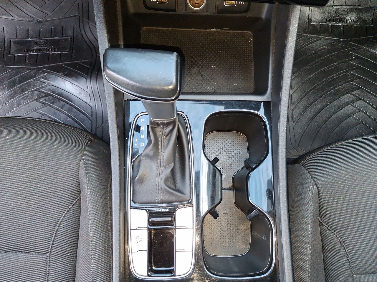 HYUNDAI - 31