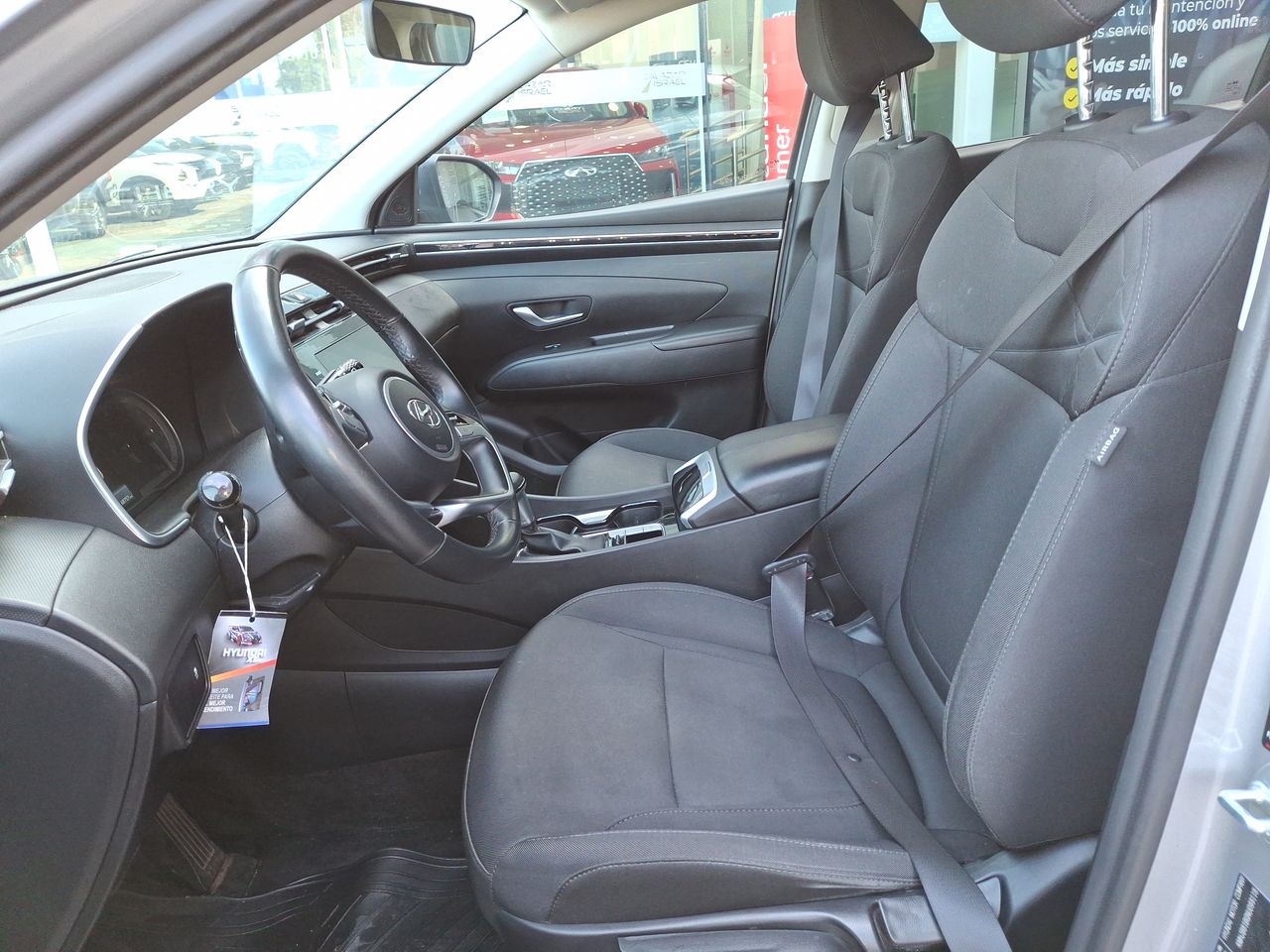 HYUNDAI - 24