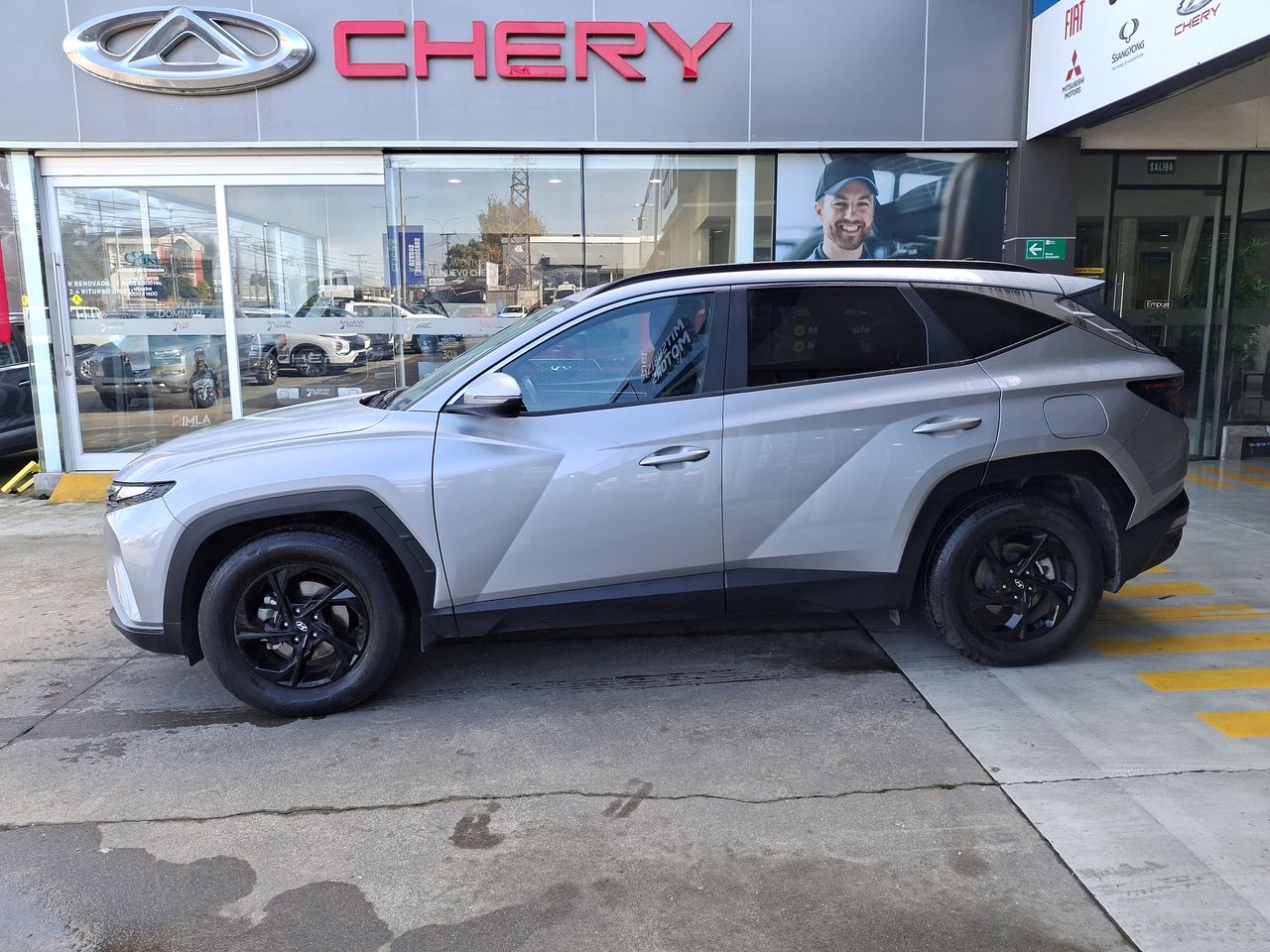 HYUNDAI - 4