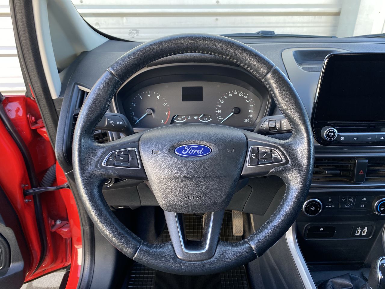 Ford Ecosport — foto 27 de 36