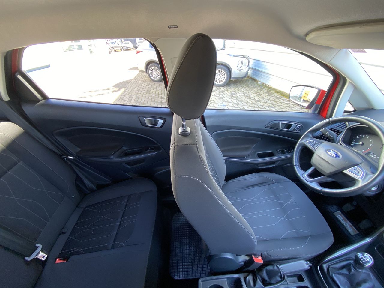 Ford Ecosport — foto 16 de 36