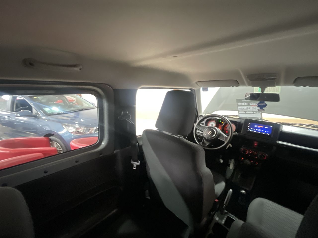 SUZUKI - 16