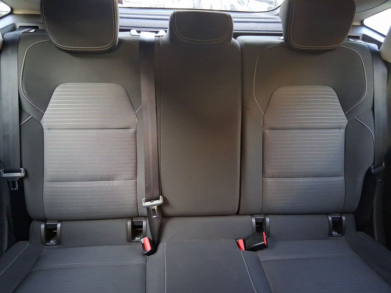 Renault Arkana — foto 27 de 28