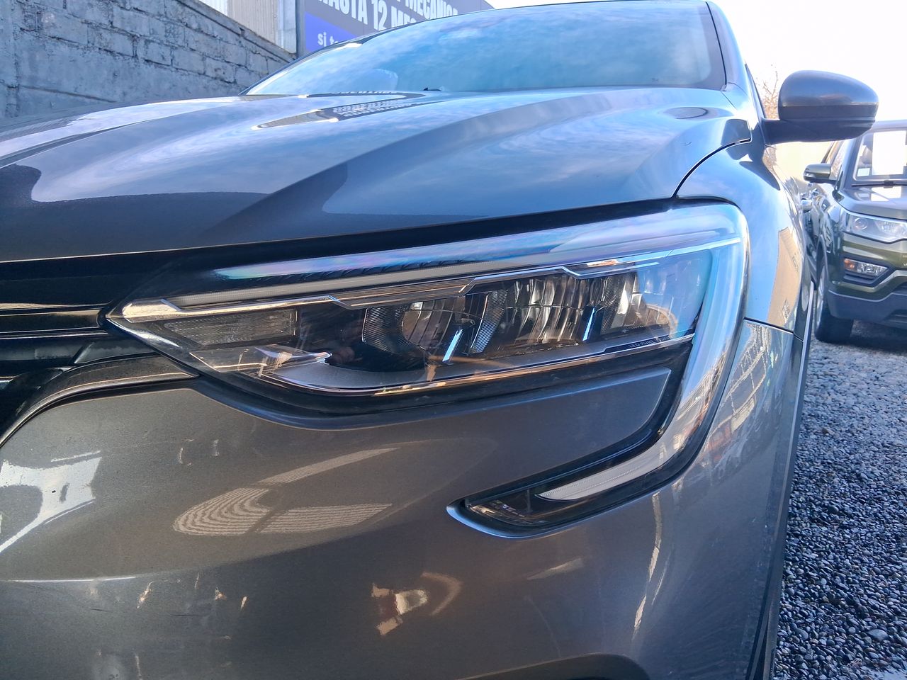 Renault Arkana — foto 12 de 28
