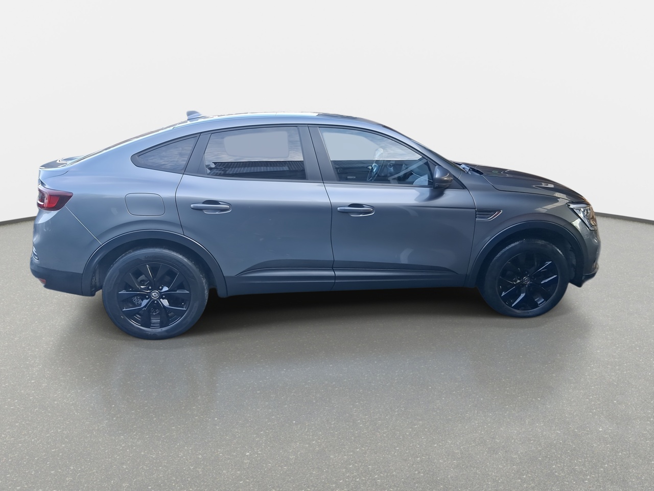 Renault Arkana — foto 9 de 36