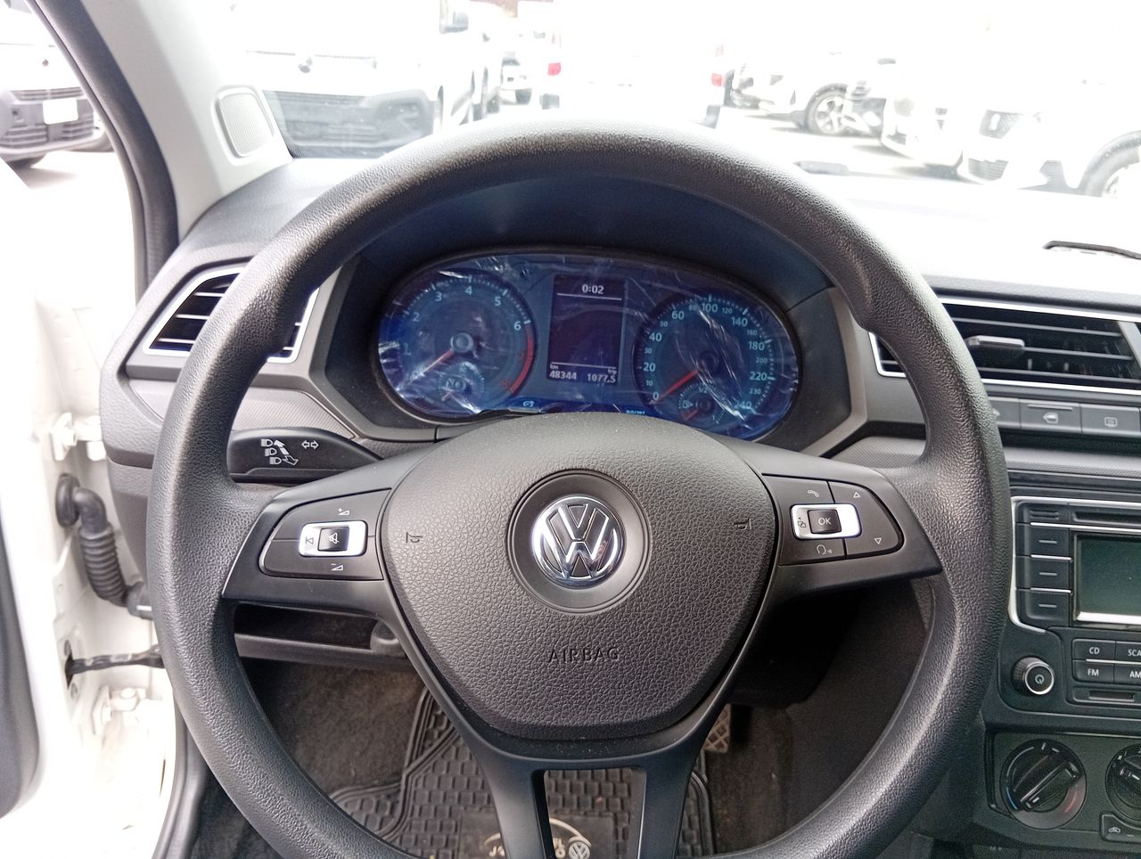 VOLKSWAGEN - 24