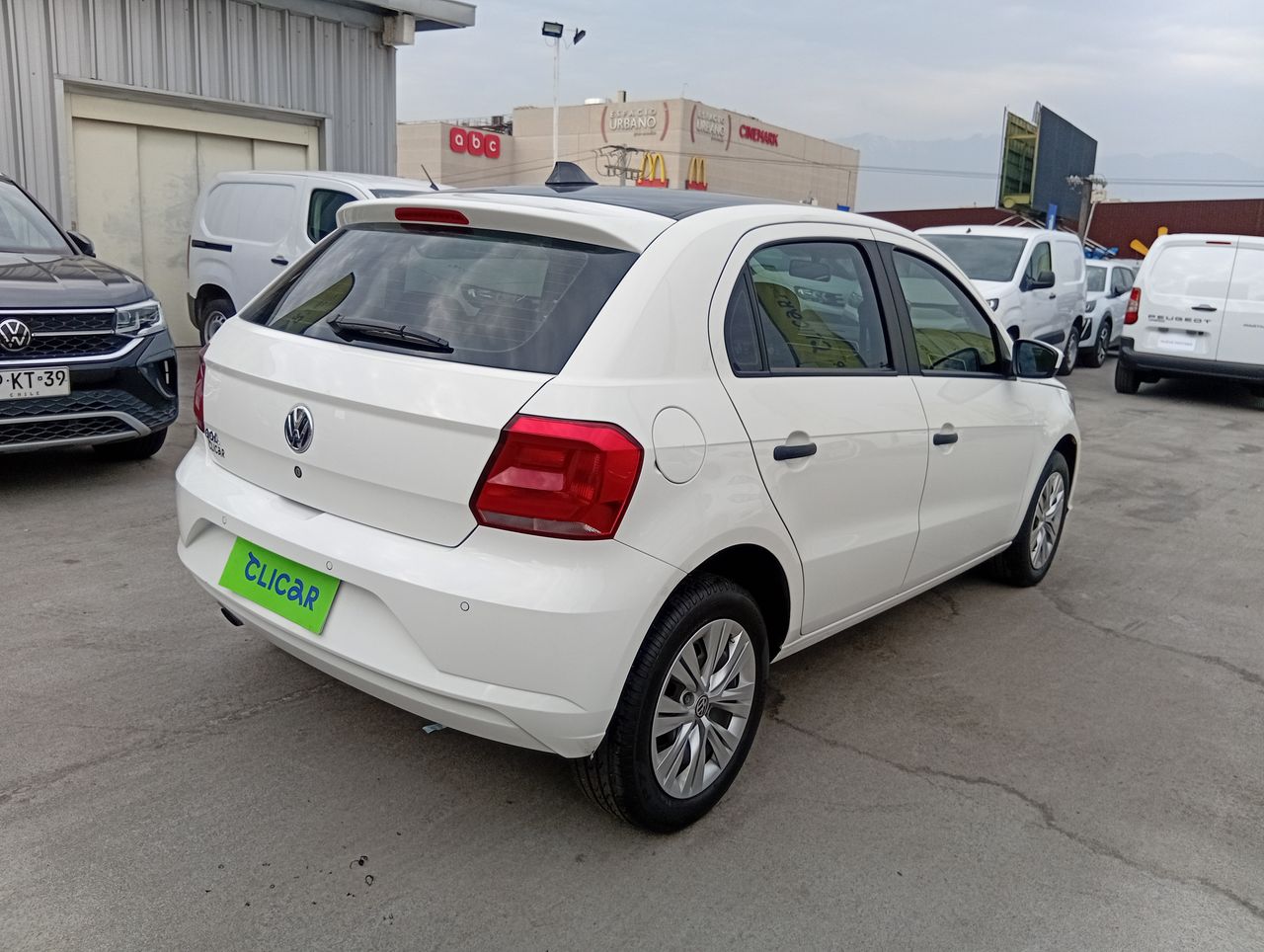 VOLKSWAGEN - 7