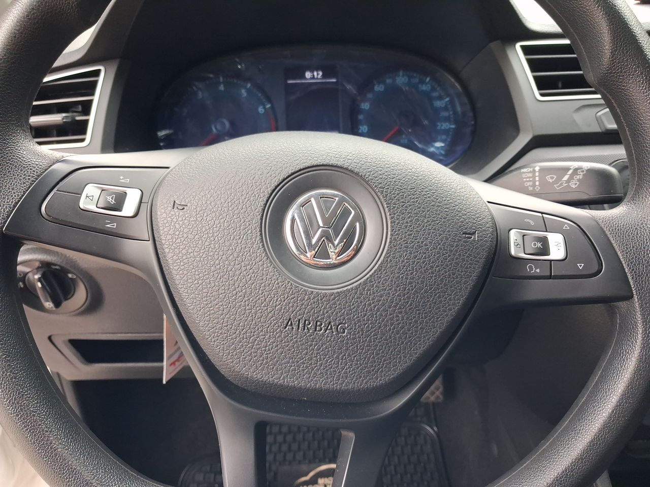 VOLKSWAGEN - 17