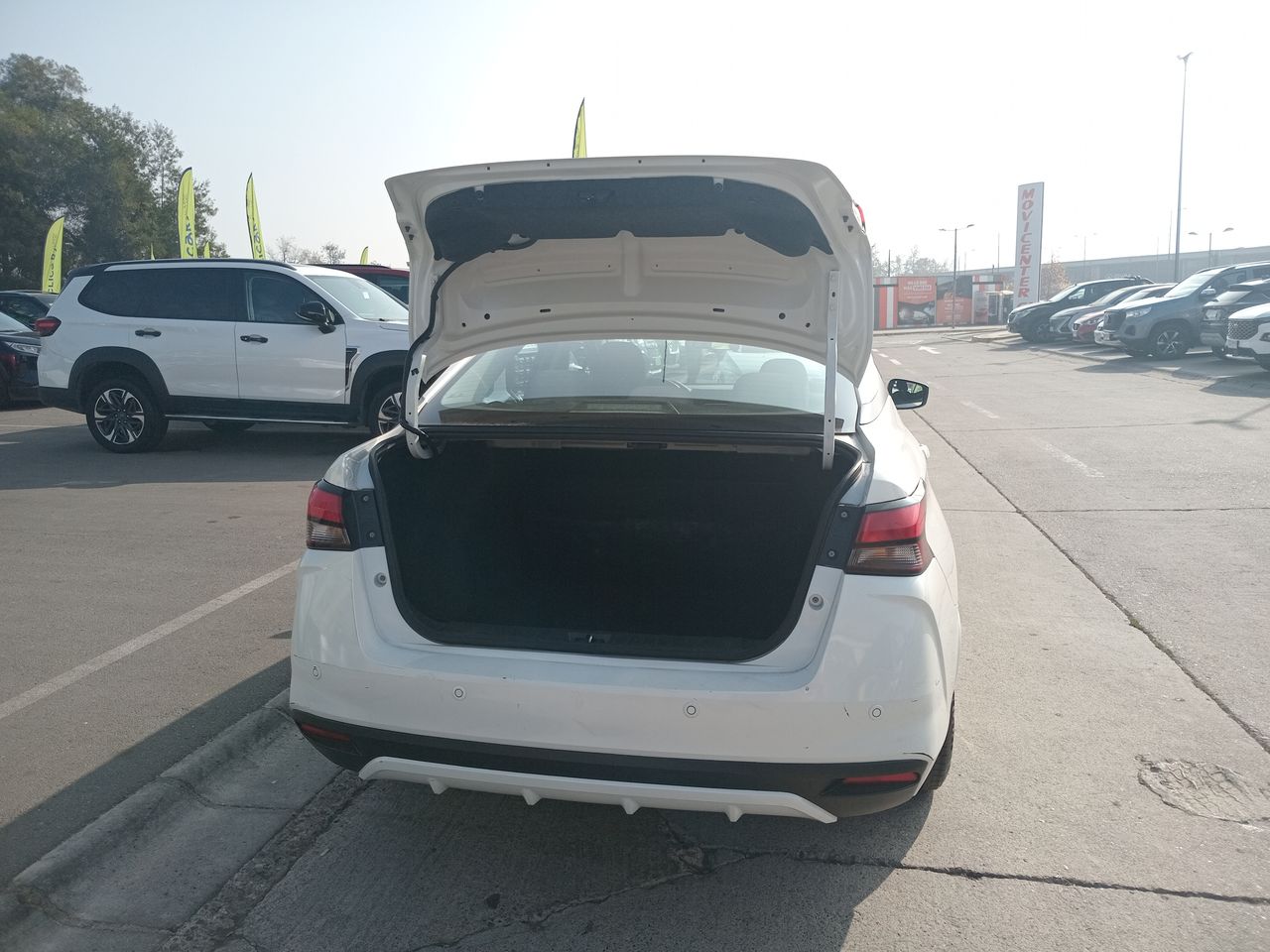 Nissan Versa — foto 11 de 24