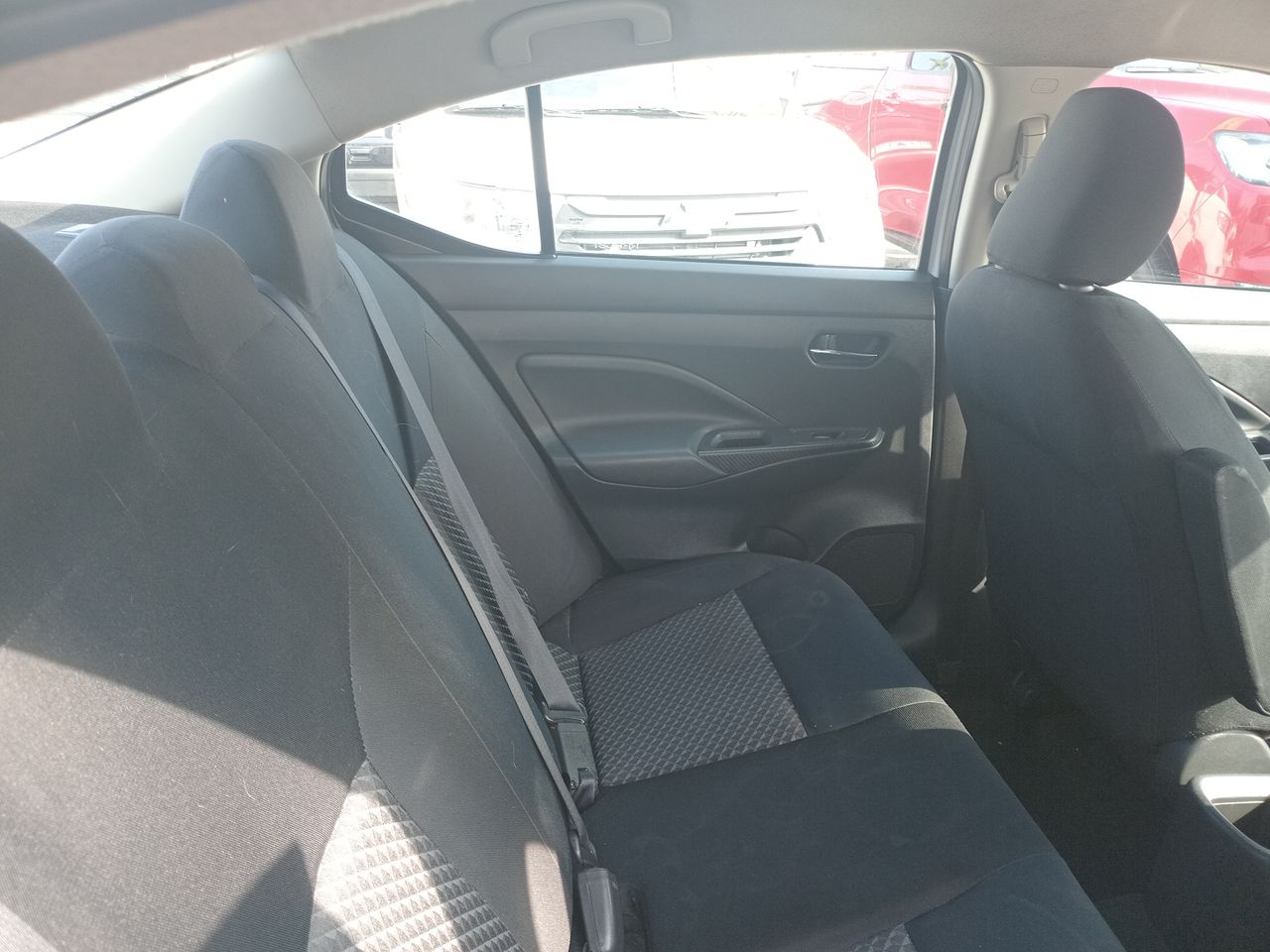 NISSAN - 5