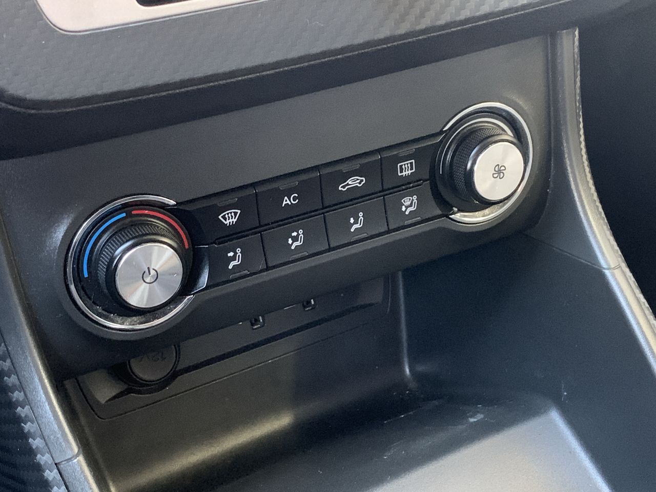 MG Zs — foto 31 de 35