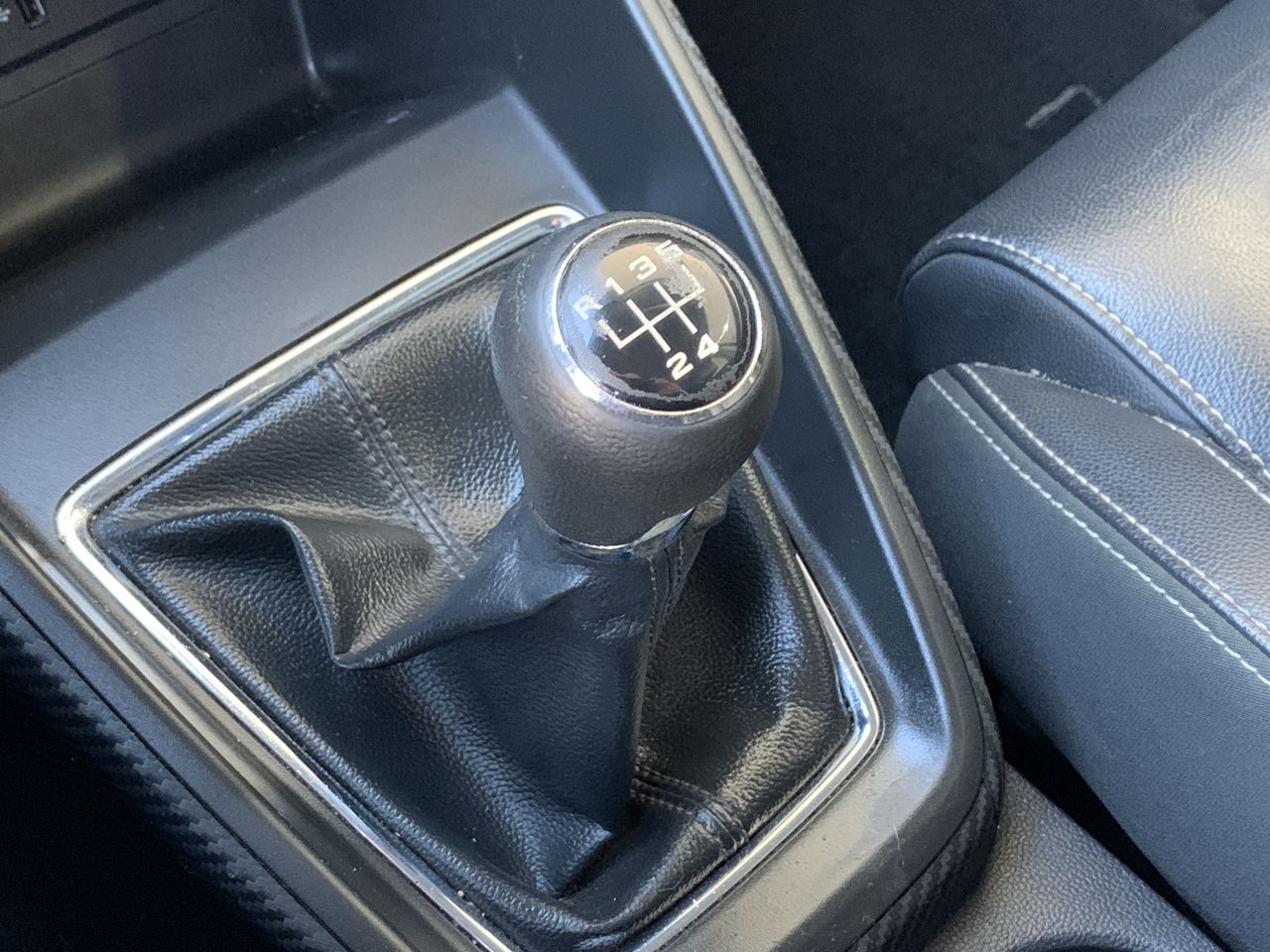 MG Zs — foto 32 de 35