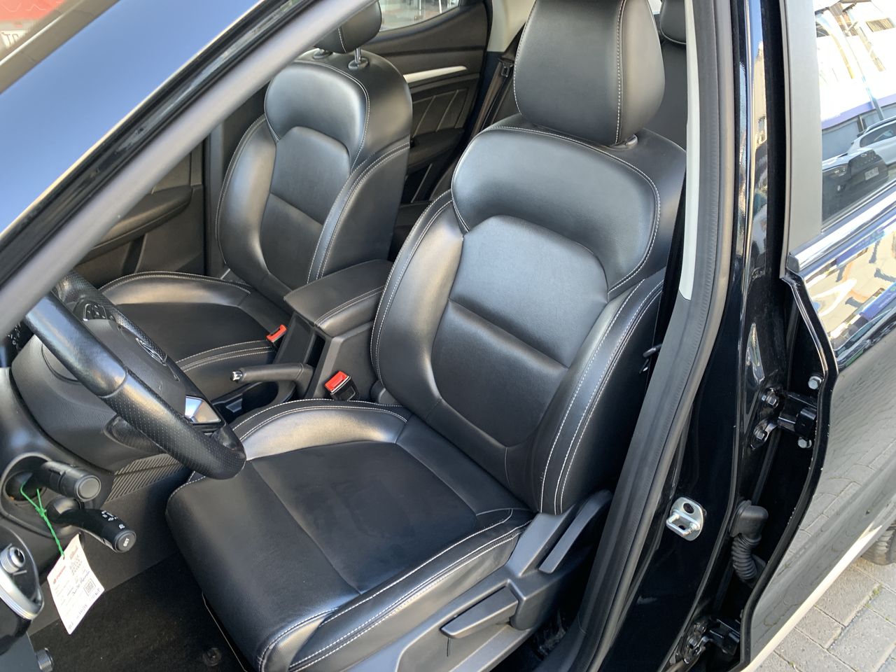 MG Zs — foto 25 de 35