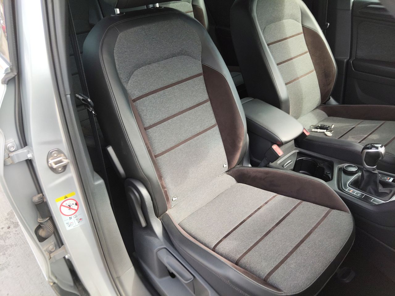 SEAT - 17