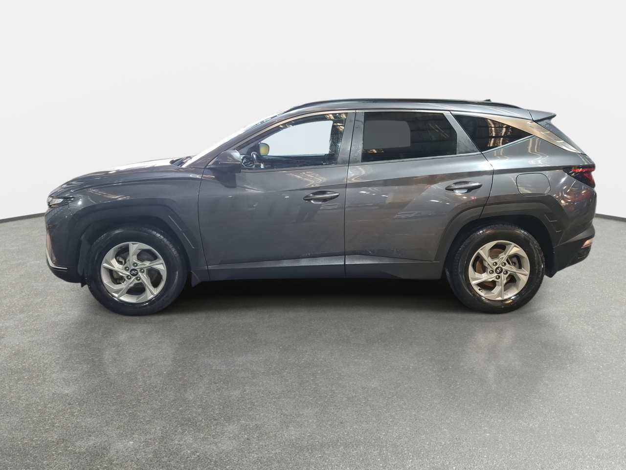 HYUNDAI - 4