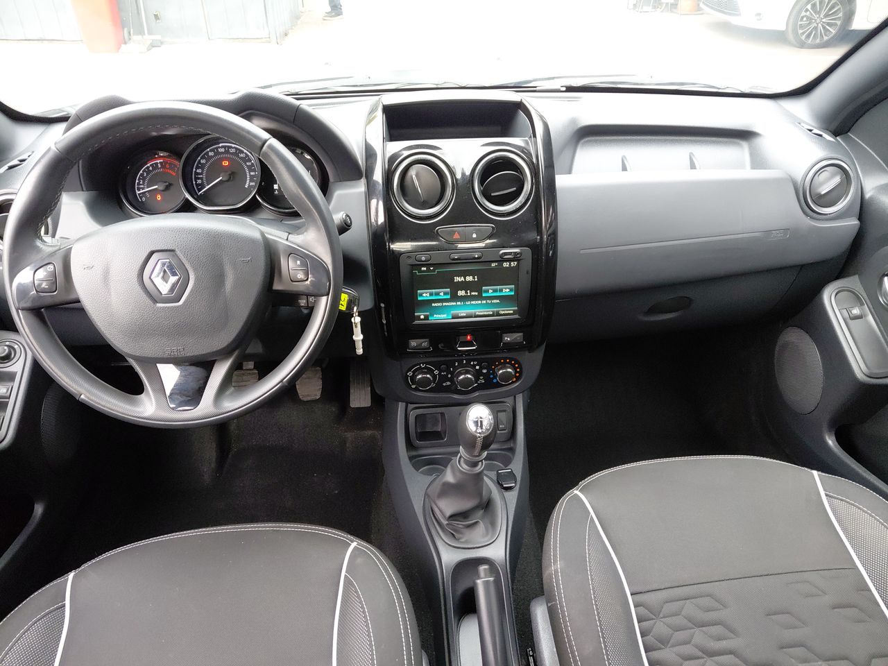RENAULT - 1