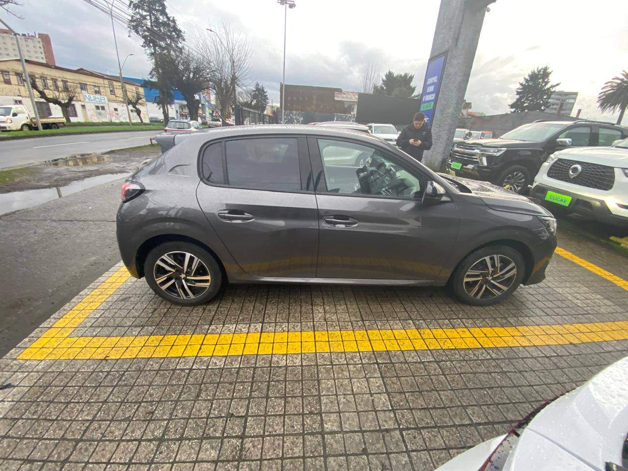 PEUGEOT - 2