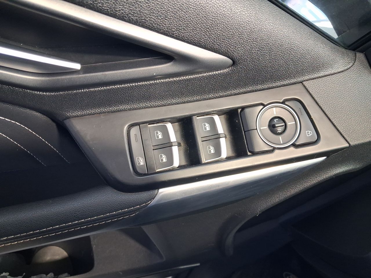 Ford Territory — foto 22 de 31