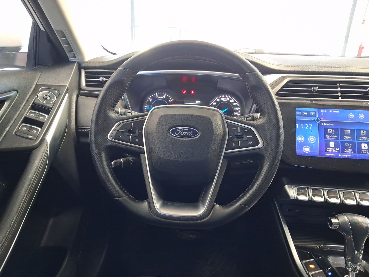 Ford Territory — foto 23 de 31