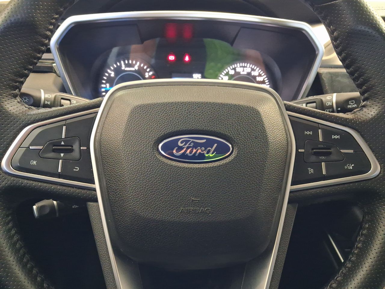 Ford Territory — foto 24 de 31