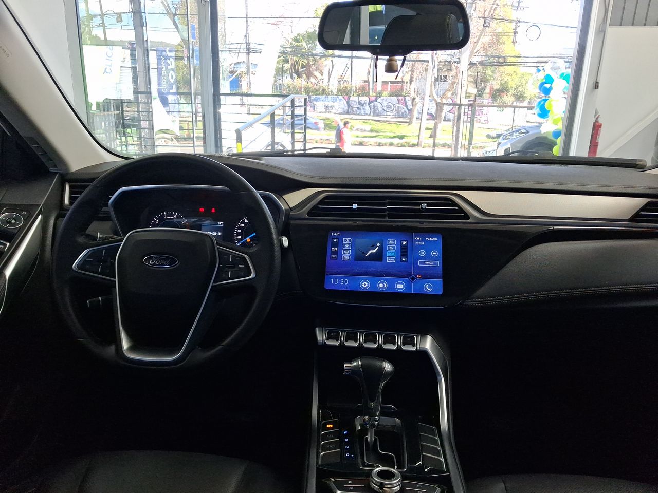Ford Territory — foto 10 de 31