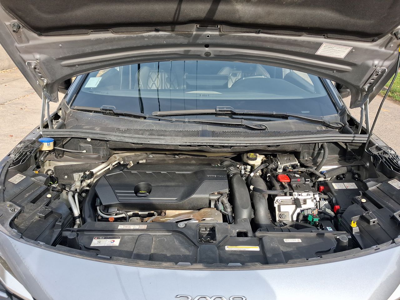 PEUGEOT - 8