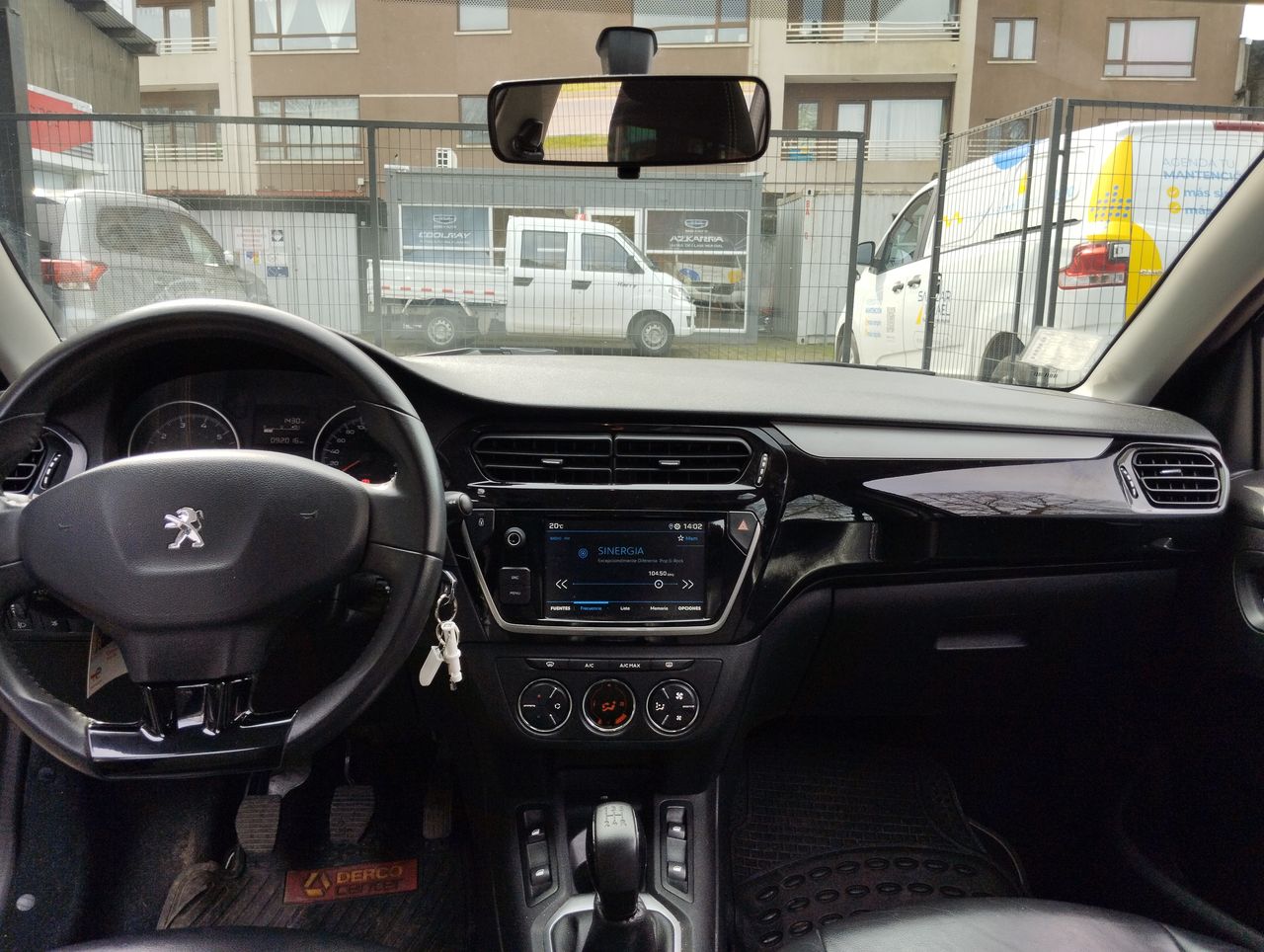 PEUGEOT - 30