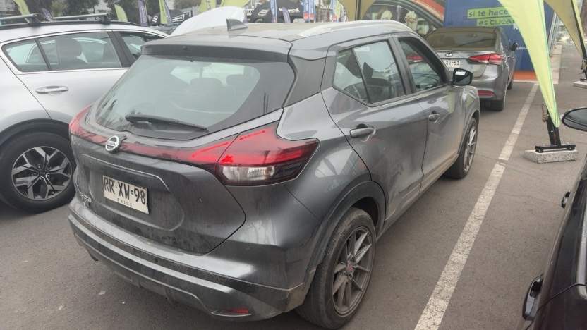 NISSAN - 4