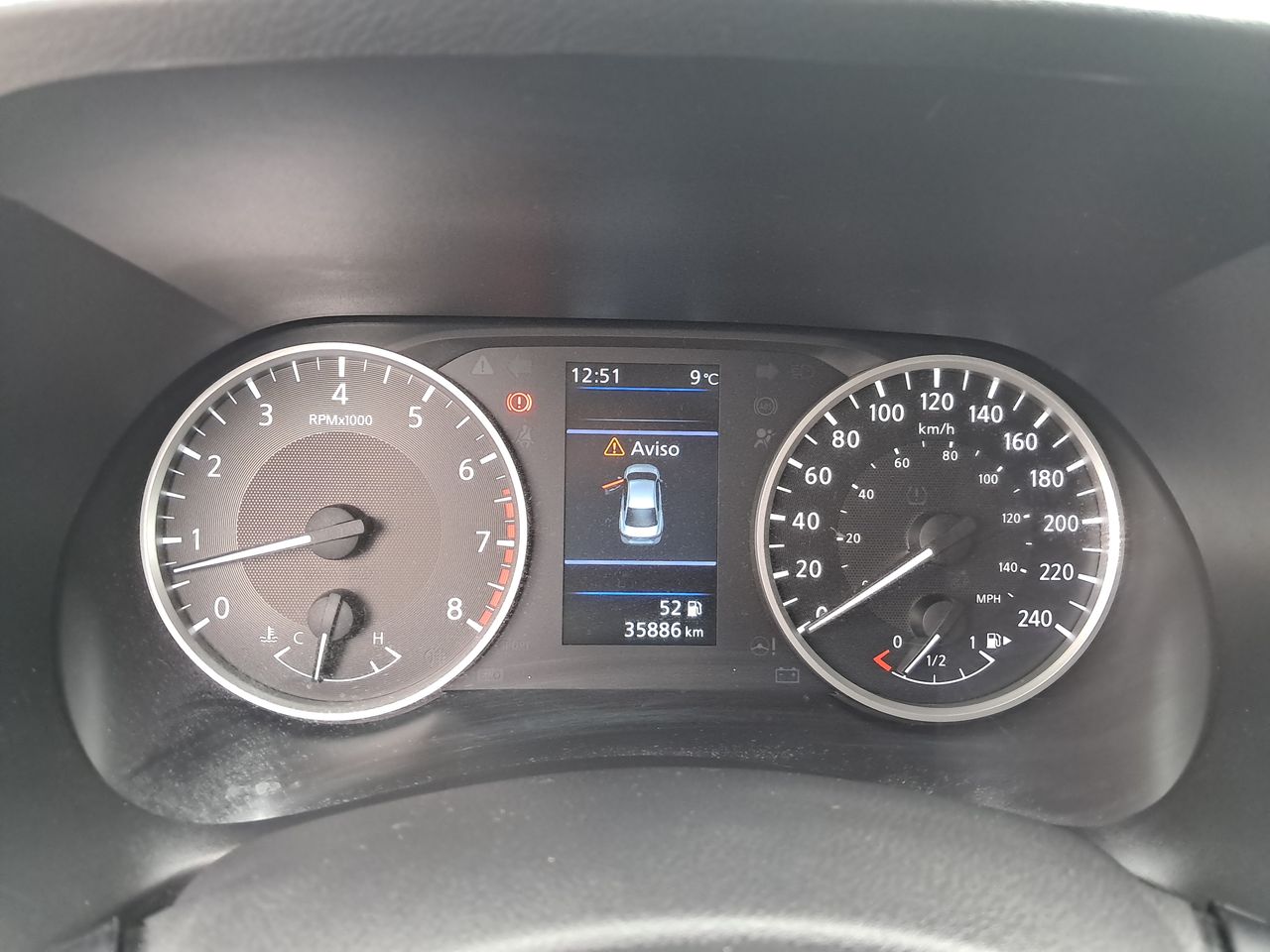 NISSAN - 18