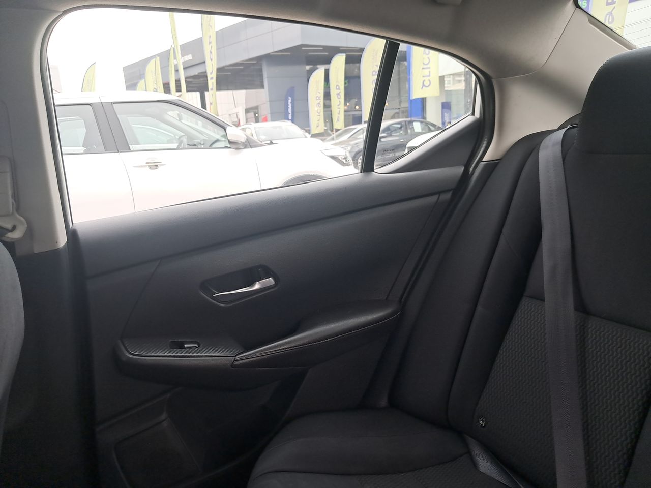 NISSAN - 4