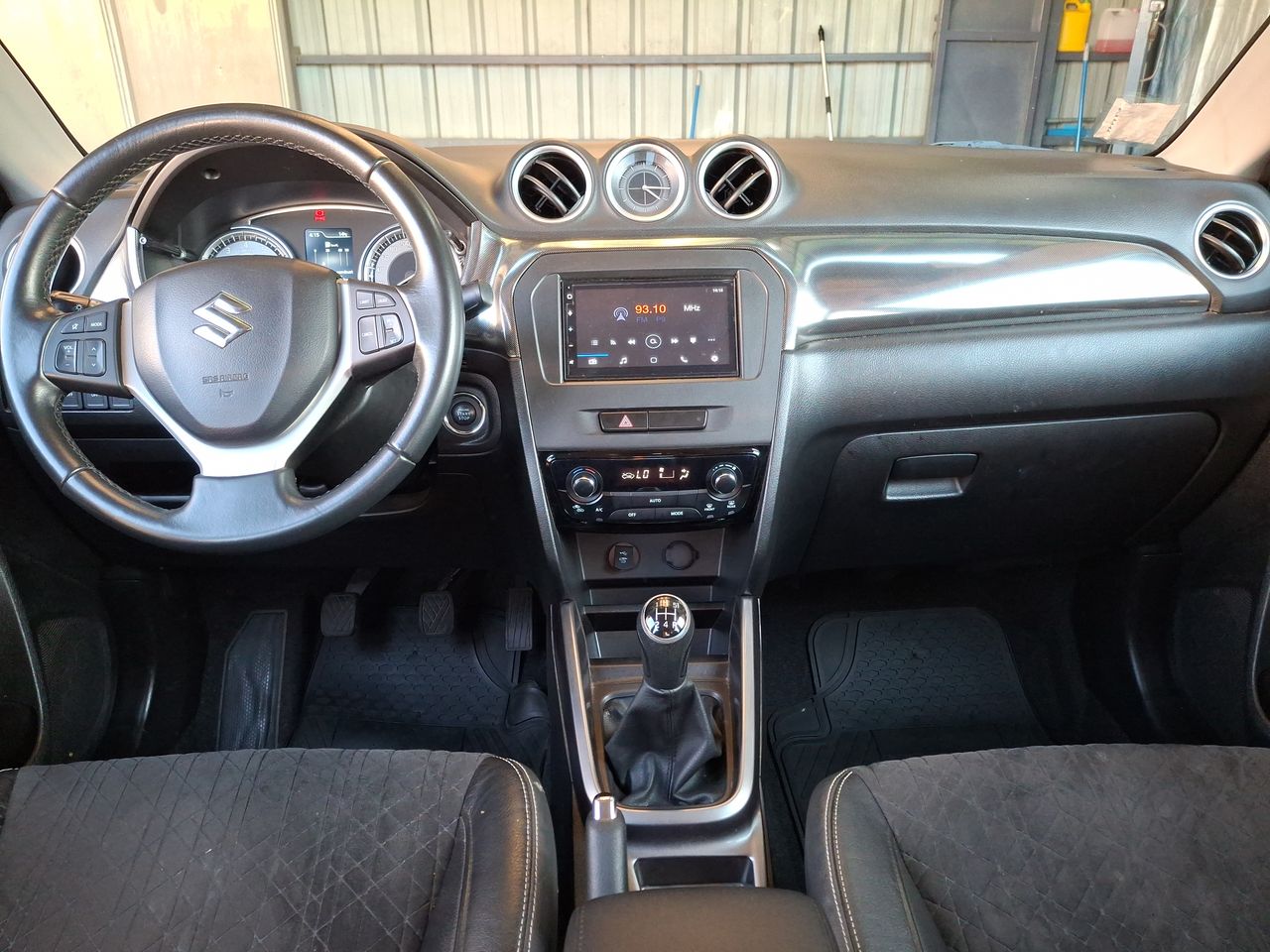 SUZUKI - 32