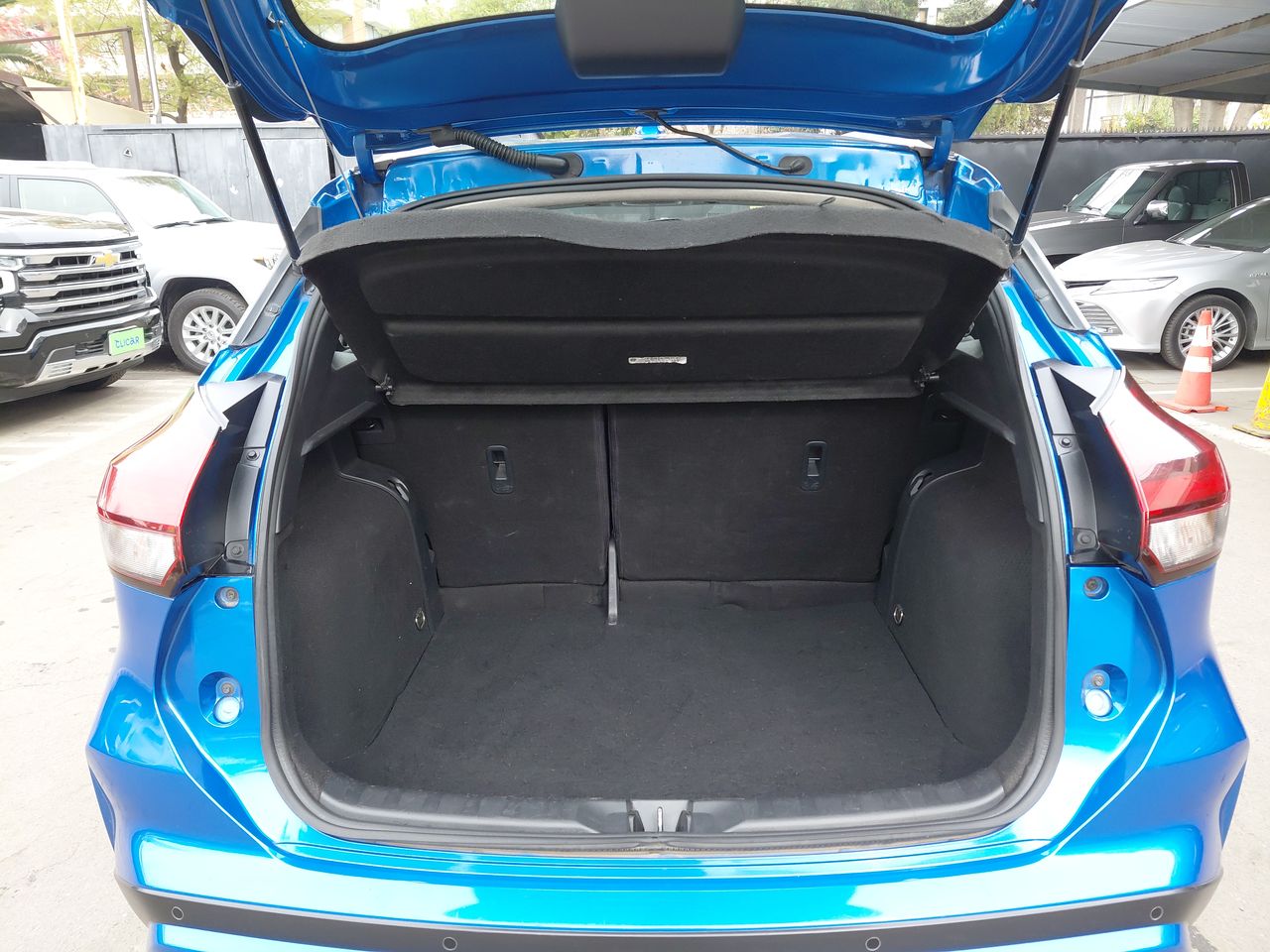 NISSAN - 11