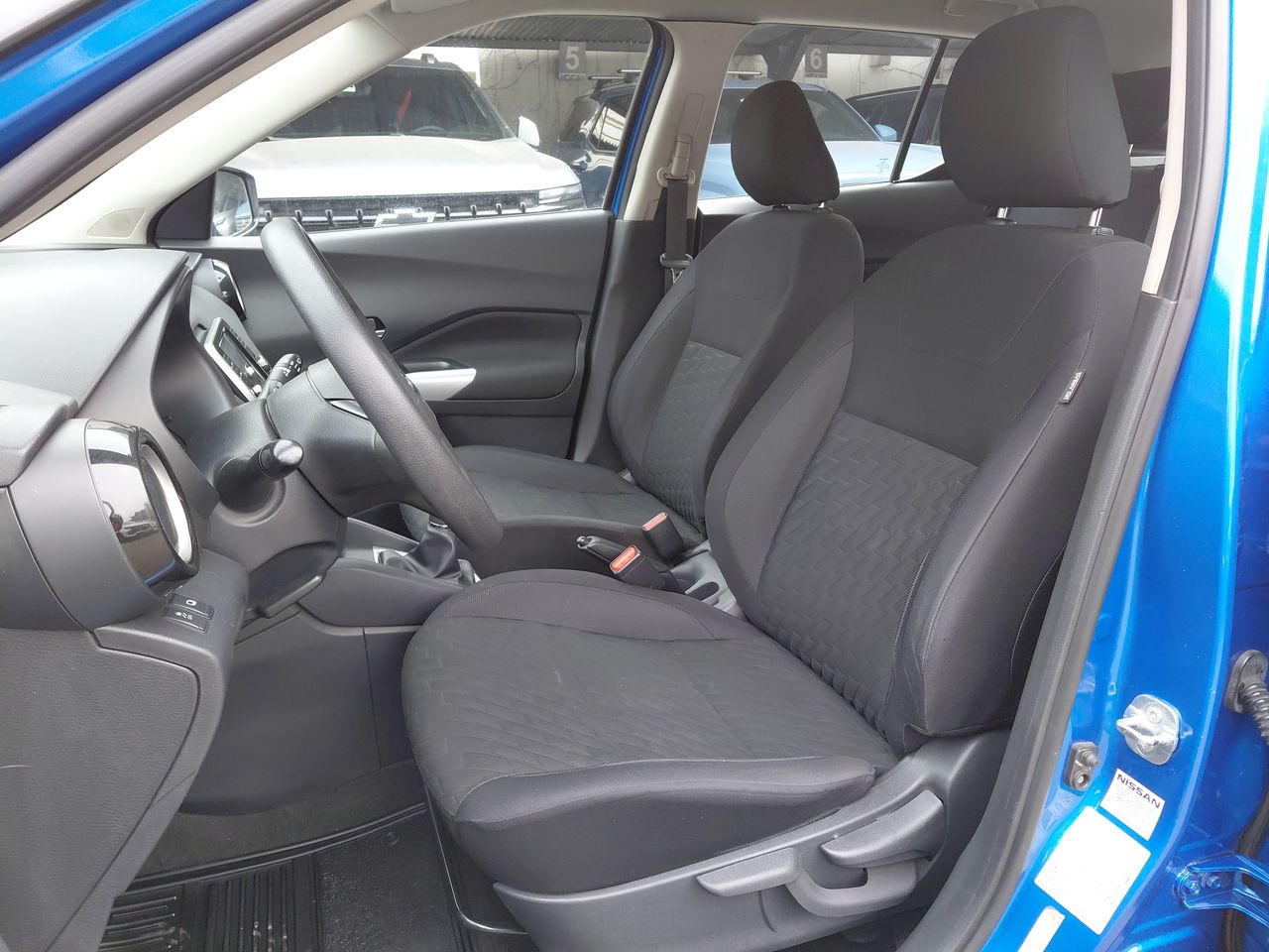 NISSAN - 14