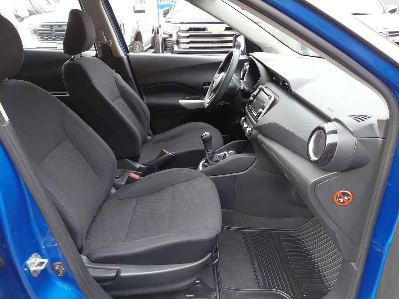 NISSAN - 2