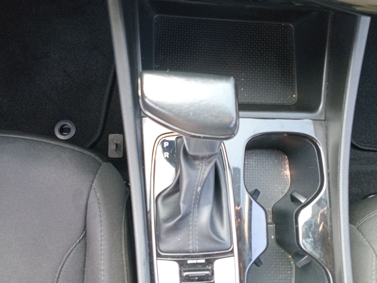 HYUNDAI - 22