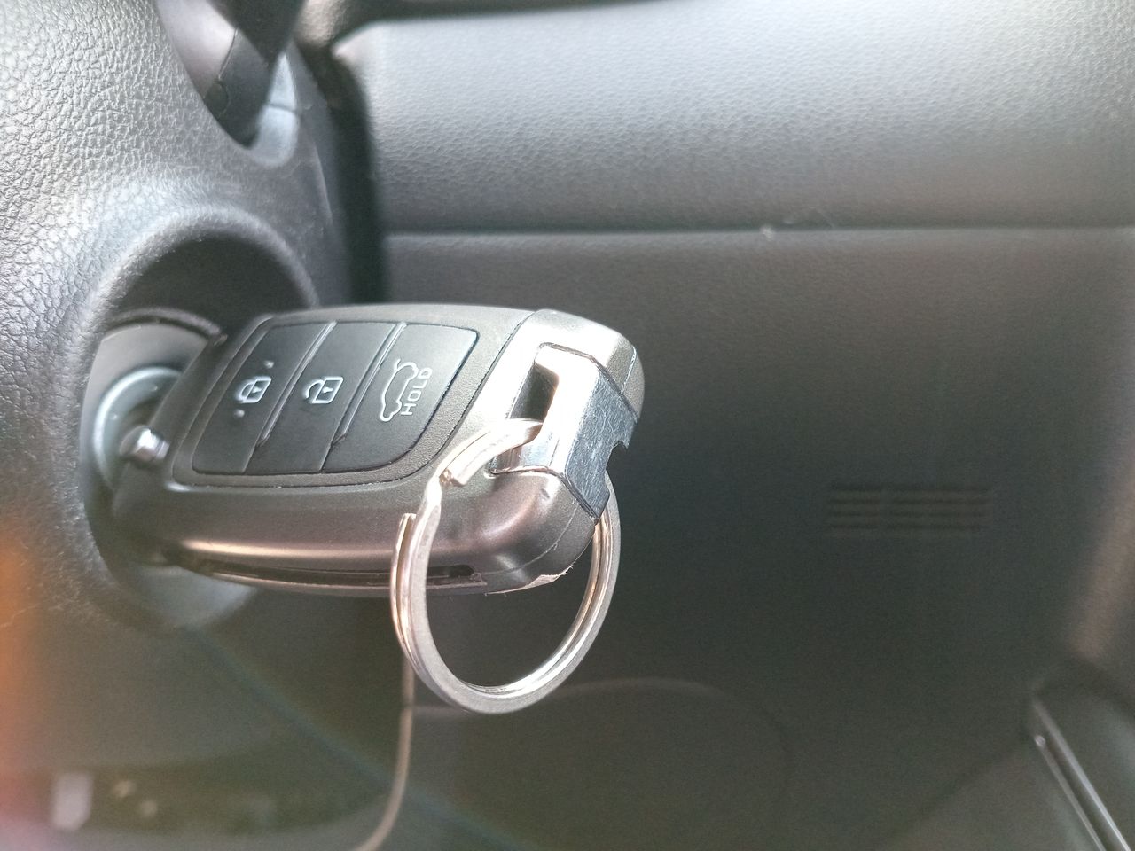 HYUNDAI - 26