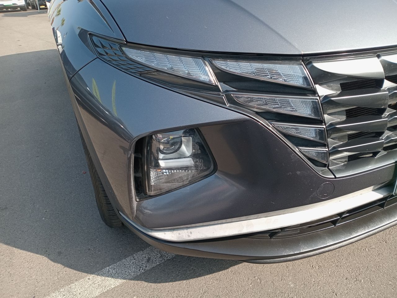 HYUNDAI - 10