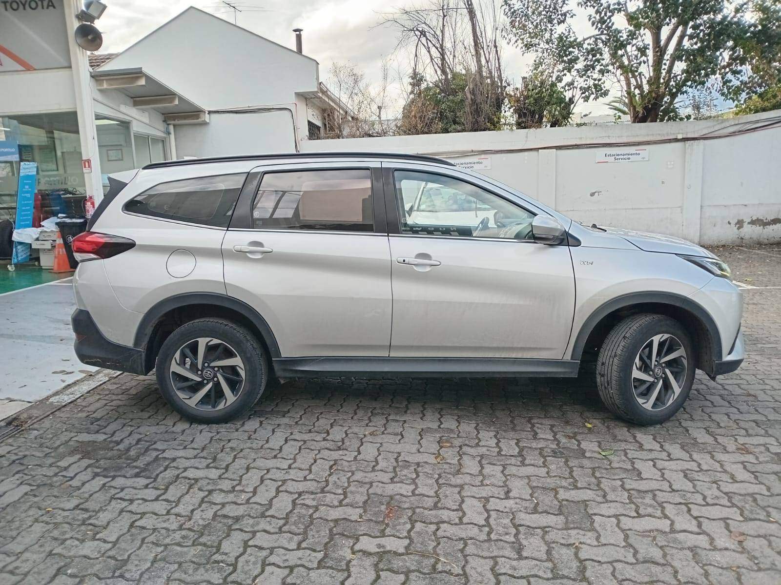 TOYOTA - 2