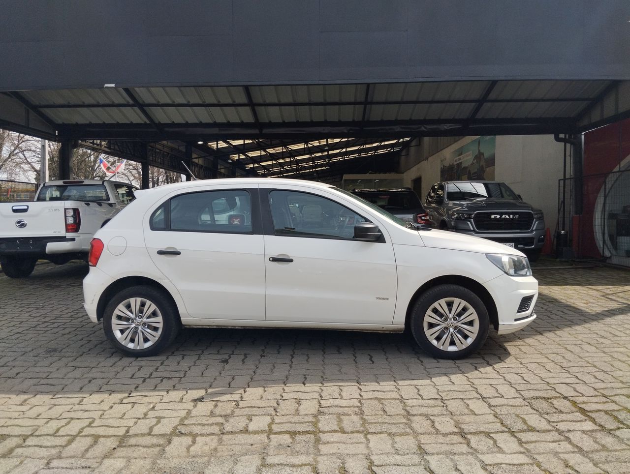 VOLKSWAGEN - 8