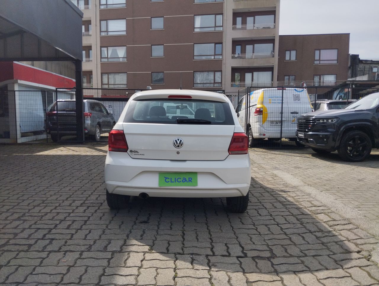 VOLKSWAGEN - 6