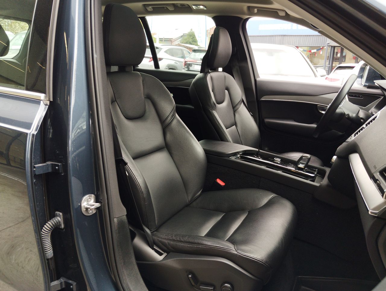 VOLVO - 34