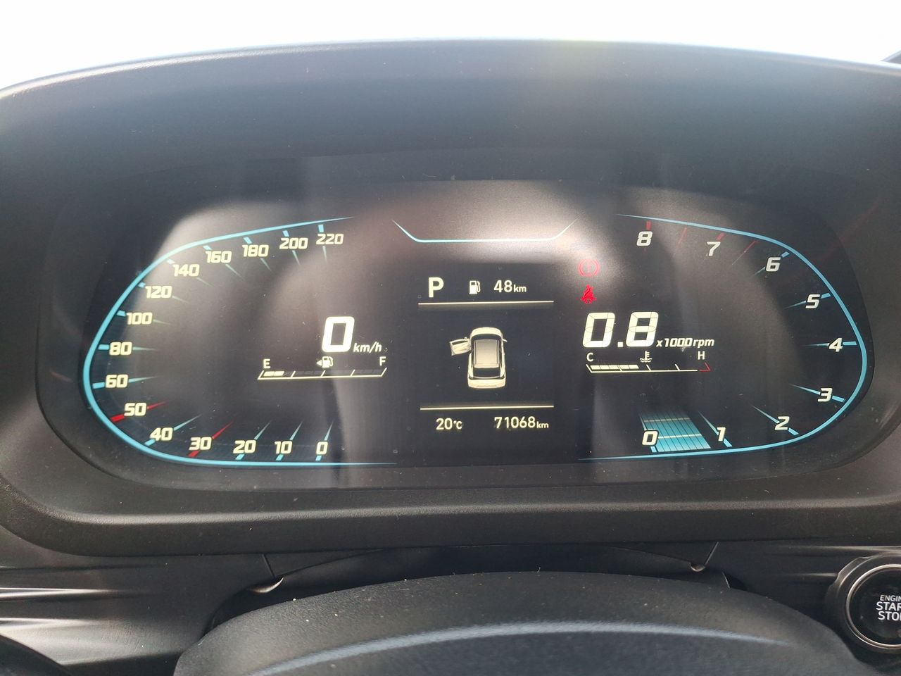HYUNDAI - 24