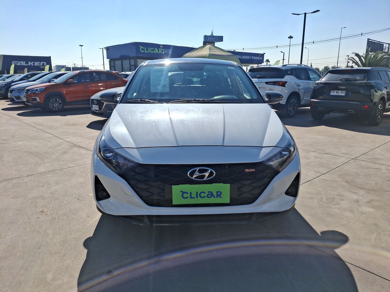 HYUNDAI - 2