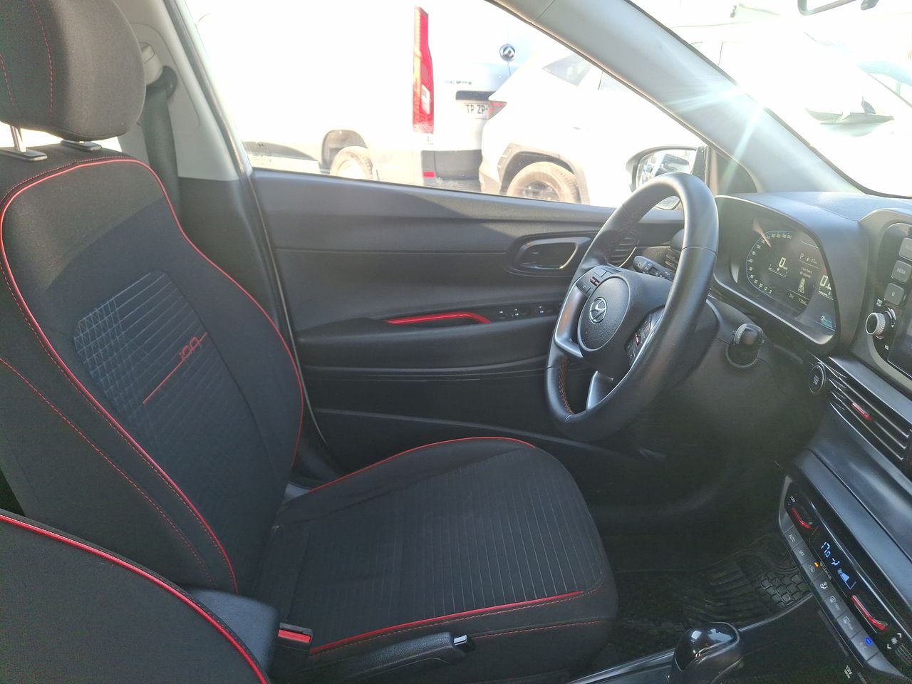 HYUNDAI - 15