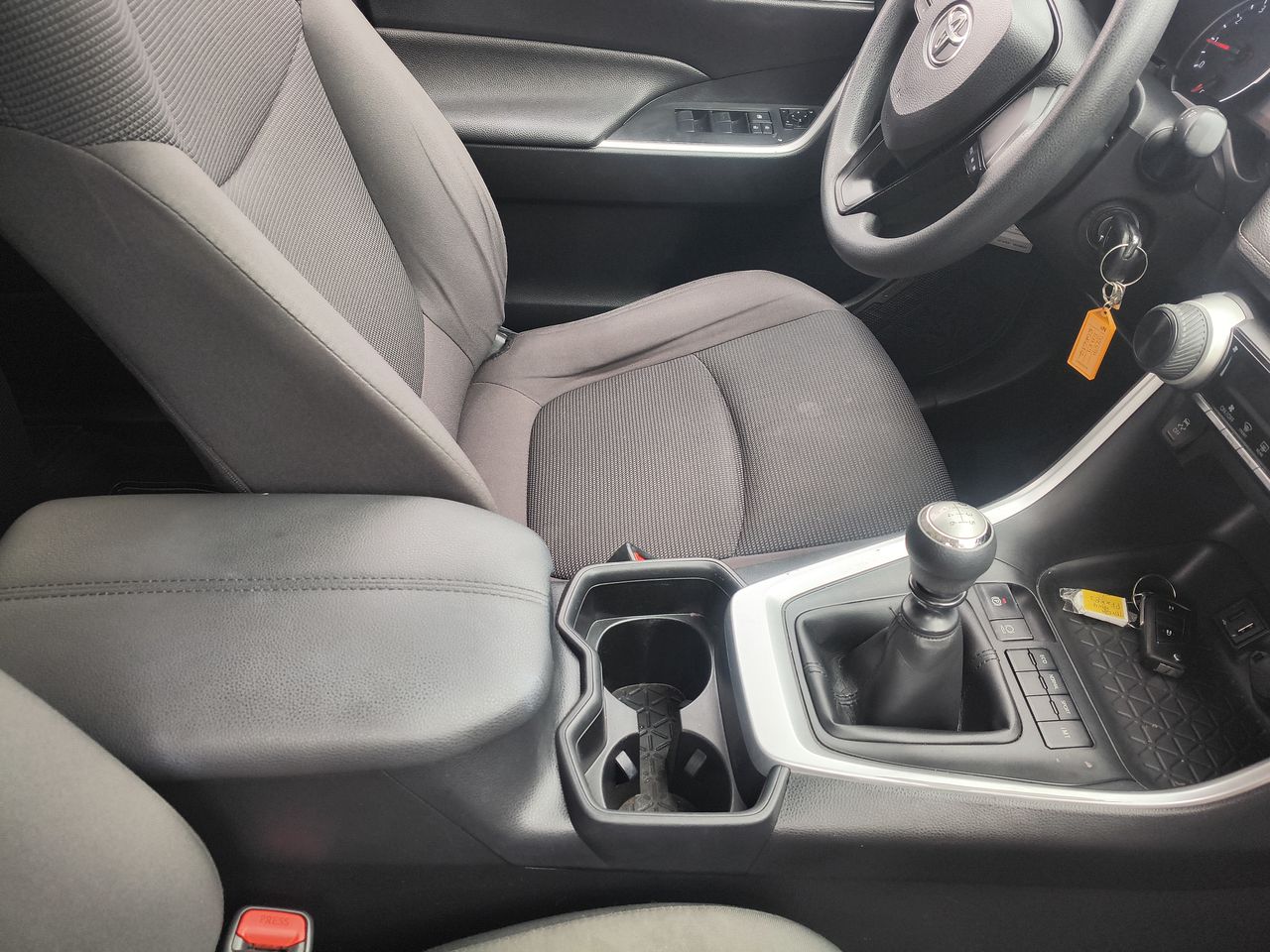 TOYOTA - 8