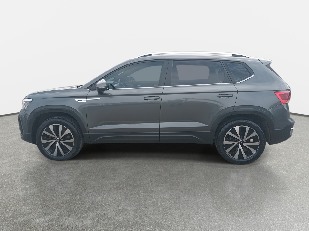 VOLKSWAGEN - 4