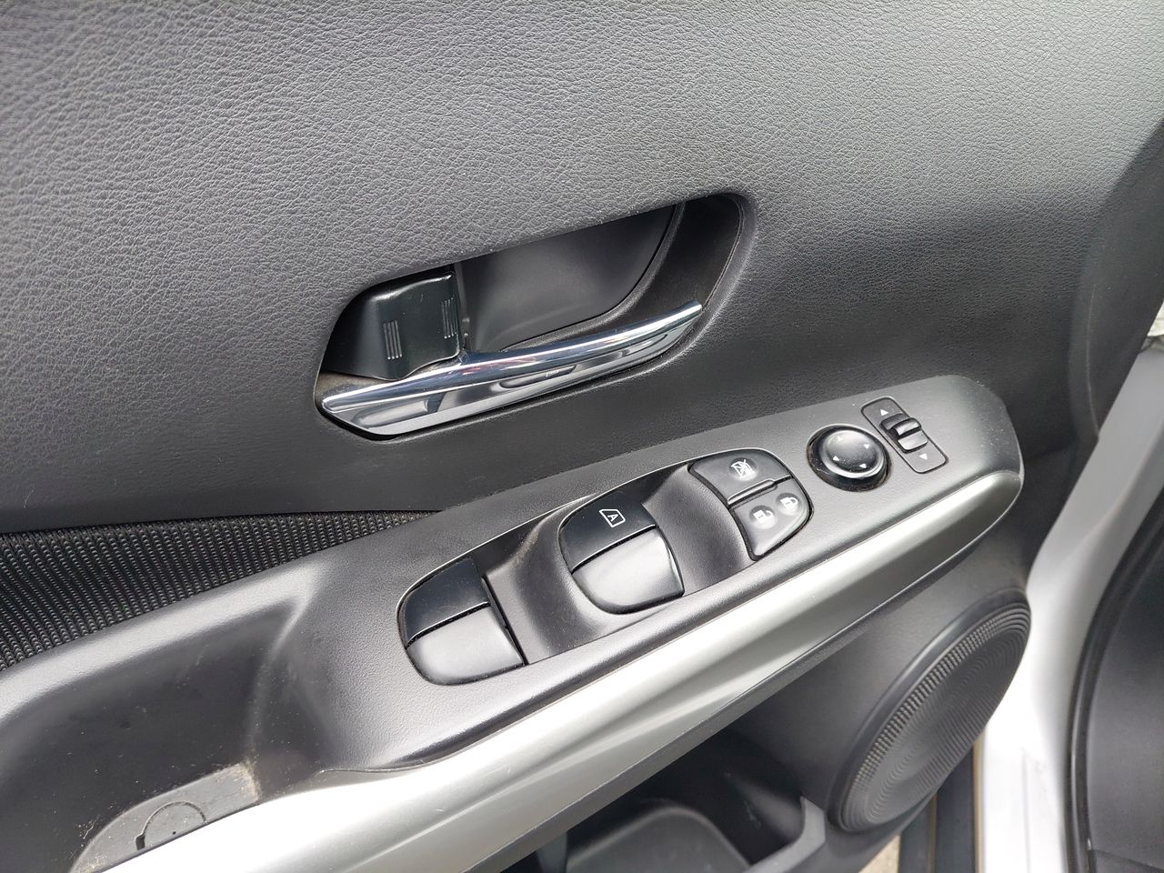 Nissan Kicks — foto 13 de 26
