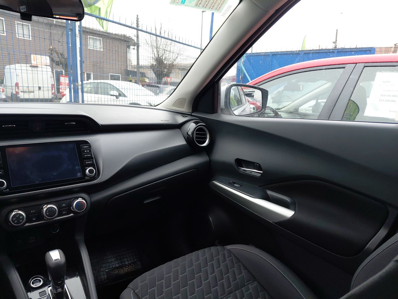 NISSAN - 2