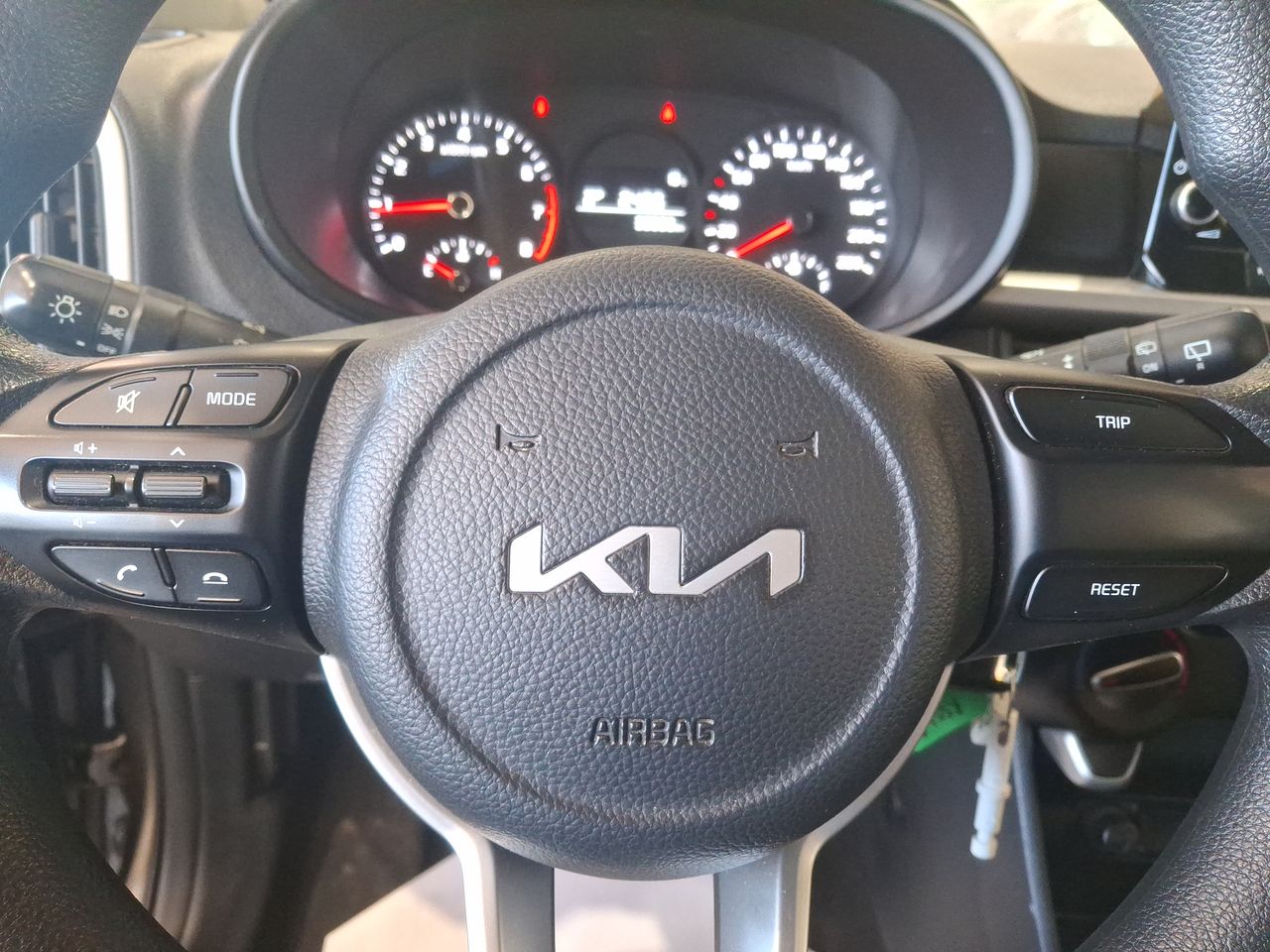 KIA - 25