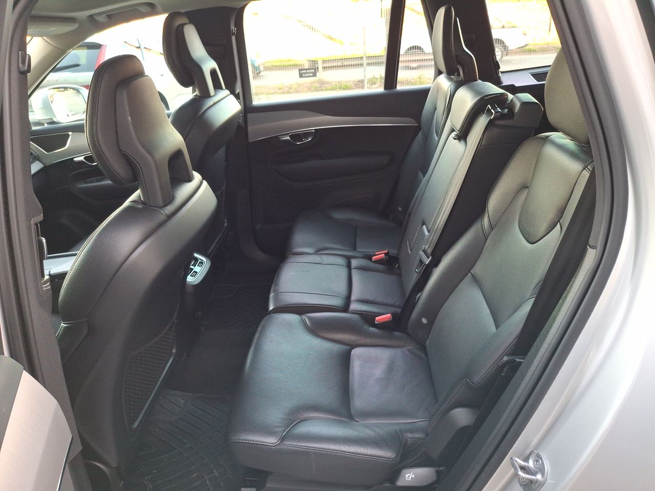 VOLVO - 35